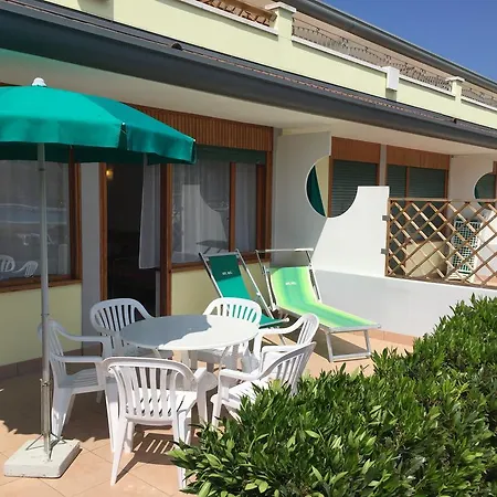 Bibione Residence Apartments 公寓 比比翁